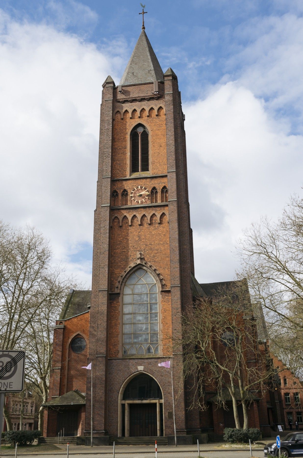 St-Josef-Gelsenkirchen-Foto-Silviu-Guiman-1.JPG